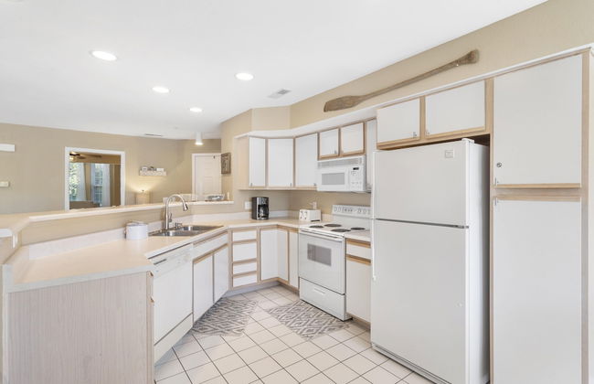 Serene Escape at Table Rock Lake - Photo 11