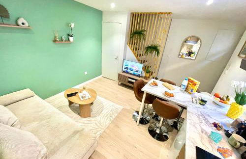 " Petit Nid Muretain " Arrivée autonome - Wifi - Foto 3