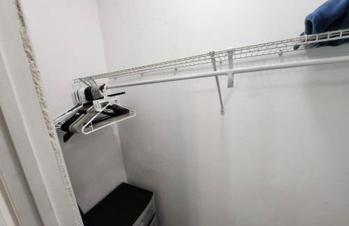 Private Room2 Own Entry Shared Bath One Guest Walk to UCSD - Foto 11