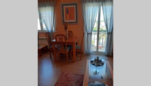 Apartamento en el centro de Carballo - Foto 4