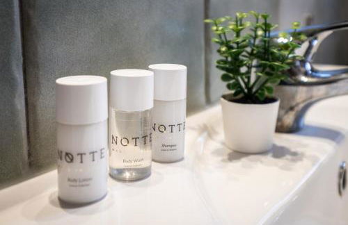 [SEA 10MIN] Modern house with pool in the hills - Foto 18