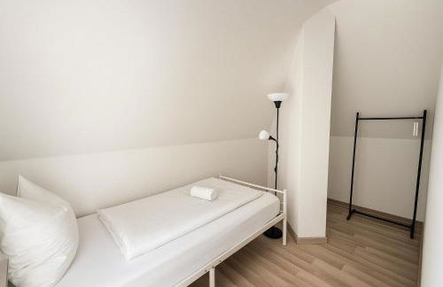 RAHA Apartments - Ihr komfortables Zuhause - HBF - Vollausgestattet - Privat Parkplatz - Foto 26