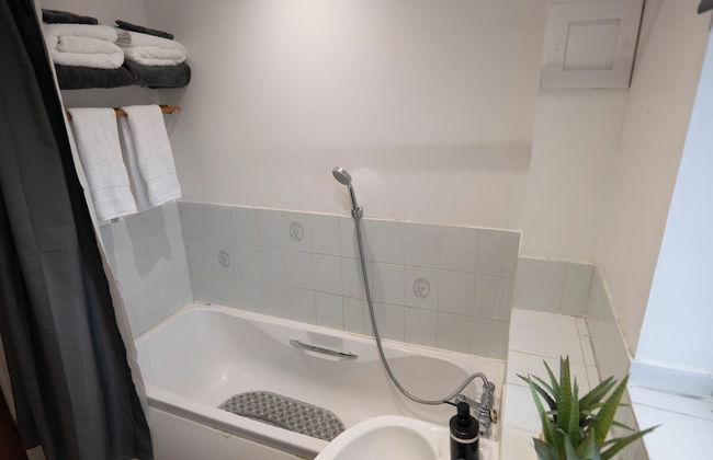 Beckton Docklands - 1 Bedroom - Sleeps 4 - Wifi - Foto 14