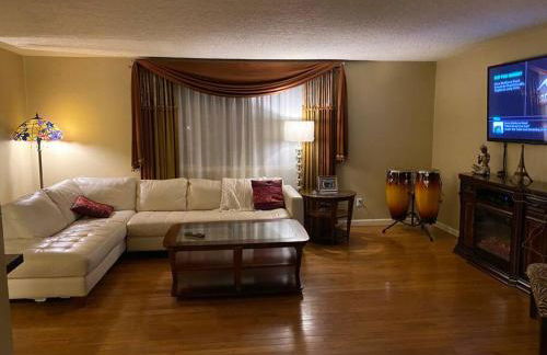 West Linn Relaxing Entire Home WiFi TV Yard BBQ Eateries - Foto 50