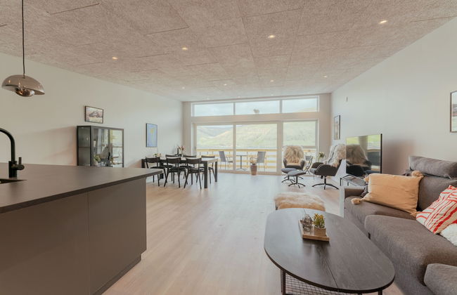 Luxurious Waterfront Retreat | Spectacular Views - Foto 9