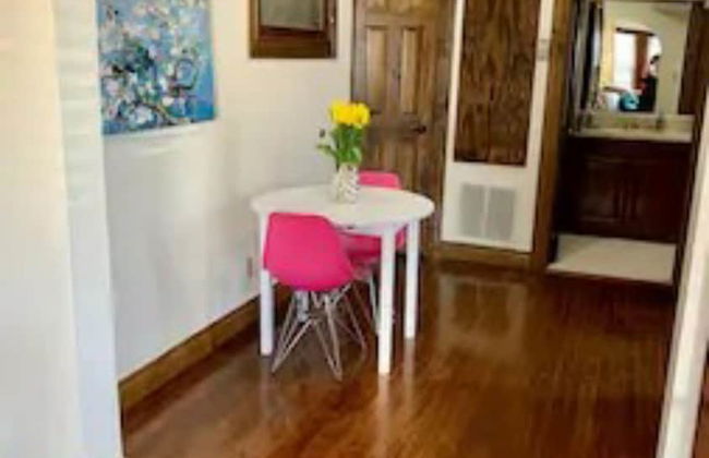 Evie's apartment - Photo 56