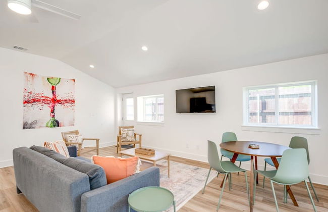 Modern 3 2 two Kings hot tub Fire pit 16min to Wine Trail Nearby Pickleball Courts Pools - Foto 24