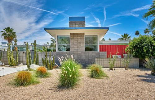 Sophia Oasis Luxe 2BR Condo with Mountain Views - Photo 10