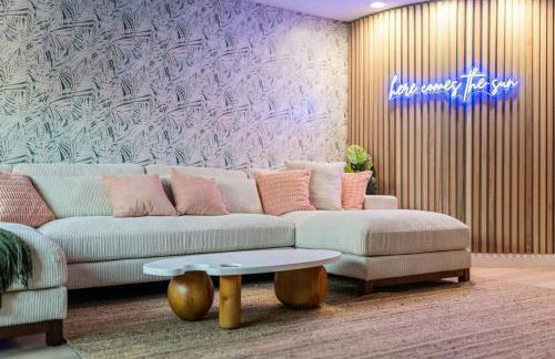 Heated Pool Mini Golf Game Room Fire Pit - Foto 5