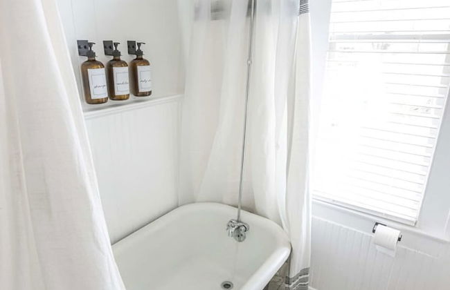 Work Crew Haven Spacious Corporate Lodging - Photo 24