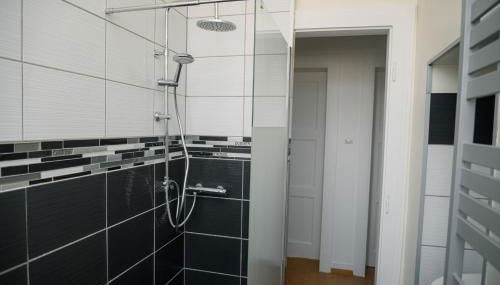 Christophe - Foto 2, Shower