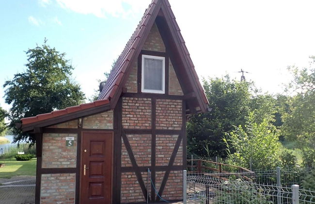 Bungalow in Kolczewo at a Lake - Photo 1