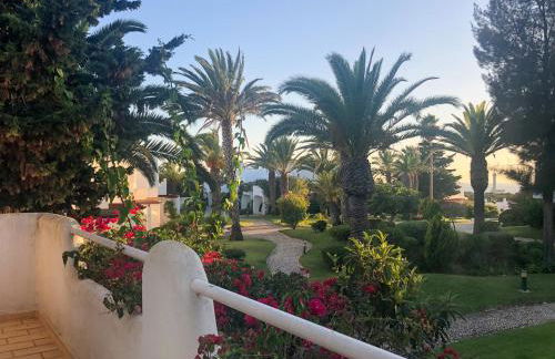 Beautiful Villa with terrace & garden - Foto 11