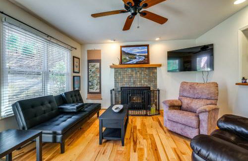 Pet-Friendly Roanoke Home with Fire Pit and Grill! - Foto 3
