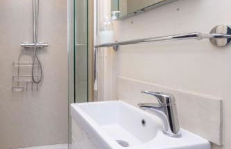 Sanctuary House - Foto 39