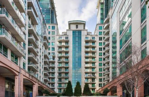 Beautiful Two-Bedroom Flat on the Riverside with Spectacular Views - Foto 26