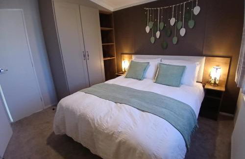 Serenity - Luxury Hot Tub, Sunnymede, Fantasy Island, Ramped Access, Parking, 2 dogs max - East Coast Holidays - Foto 18