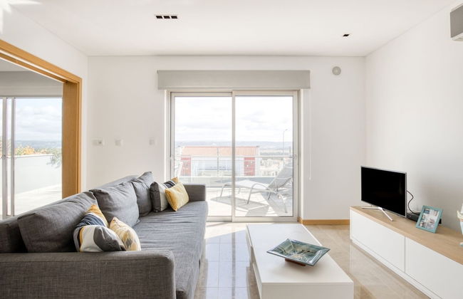 Modern Villa With Pool and Barbecue - Foto 1