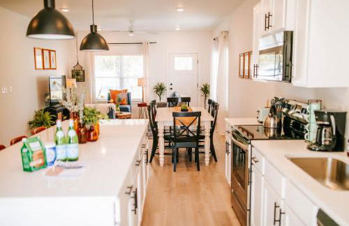 Artist Retreat Near Downtown, Stadium & UGA - Photo 9