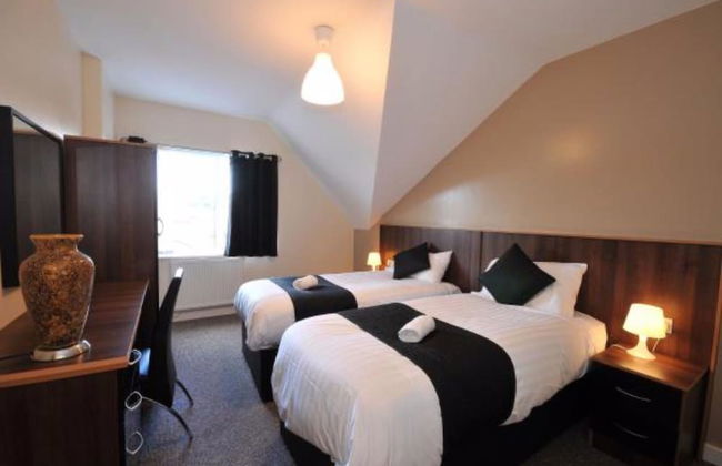 May's House - Photo 3