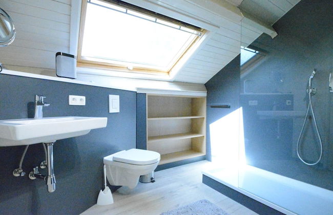 Luxury Pet Friendly Chalet in Bièvre near Forest - Foto 9