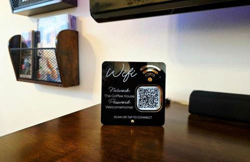 Cozy Luxury - King Bed, Coffee Bar, Sleeps 5 - Foto 5