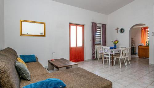 Cozy Home In Kavran With Wifi - Foto 3