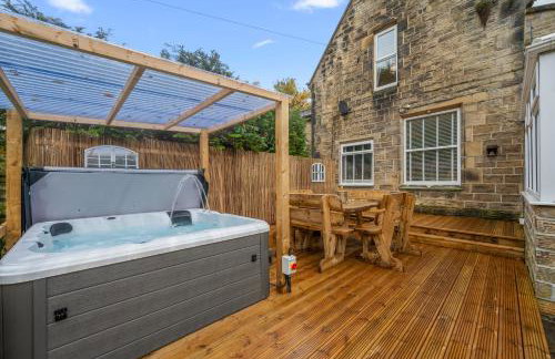 Relax at Little Hawkcliffe - Photo 36