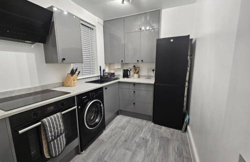 Contractor Friendly - Long Stay Discount - Foto 10