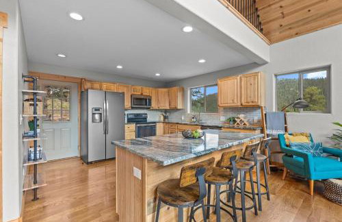 Mountain View Retreat- Private Hot Tub & Views - Foto 8