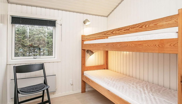 6 Person Holiday Home in Saltum - Foto 3, Habitación