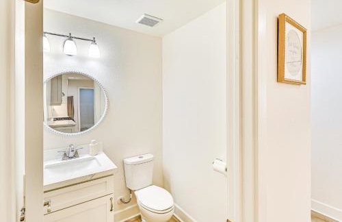 Patio and Workspace Peaceful Riverside Retreat! - Foto 11