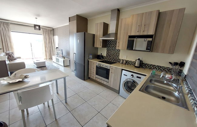 Zwelakho Luxury furnished apartments - Photo 12