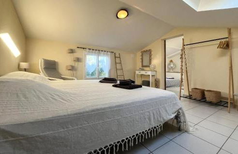 2 Bedroom Lovely Home In Saint André De Roquepe - Foto 18