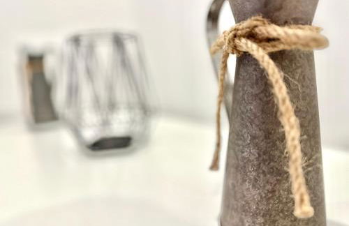 Gemütliches Alpenblick BERG-Bungalow + großer GARTEN + NETFLIX! - Foto 10