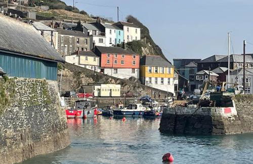 Fabulous 2 Bed Cottage - Outstanding Sea Views - Foto 27