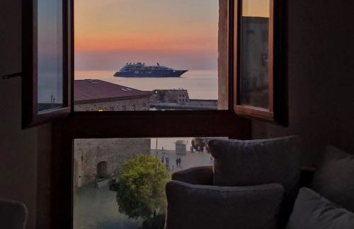 Pallazzo Dei Miracoli - Luxe 3BR apt Sea & Old Port Terrace View - Foto 17