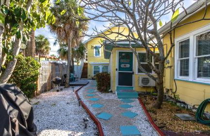 1BR 1BA NorthStar Bungalow. Just Steps to the beach and the bay. - Foto 41