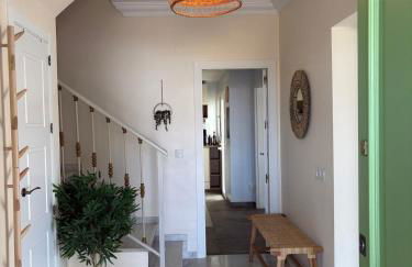 Luxury Villa with Panorama View and Heated Pool - Photo 23