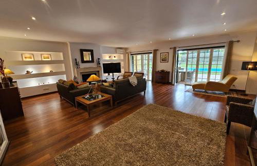 Charming Villa Jarros Private pool & Golf - Foto 62