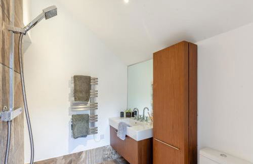 Midsummer Cottage Retreat - Foto 8