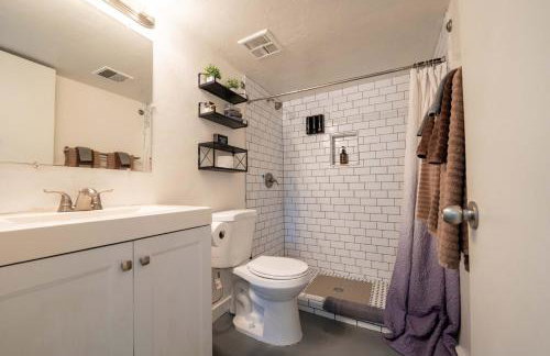 Spring Dream 2BR Apt with Parking in the Heart of DT - Foto 57