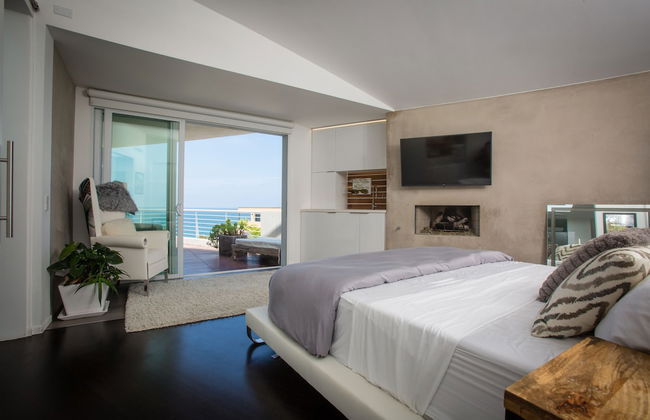 Modern Del Mar Beach Home - Photo 2