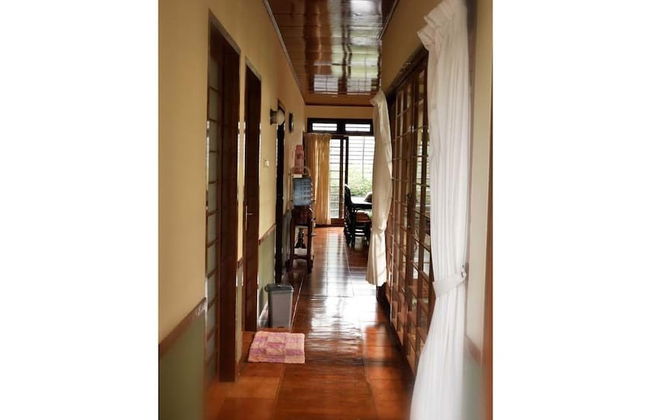 Villa Kota Bunga Ade - Photo 40