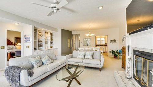 Boat, Golf and Swim Keowee Key Condo with Lake Views - Foto 5