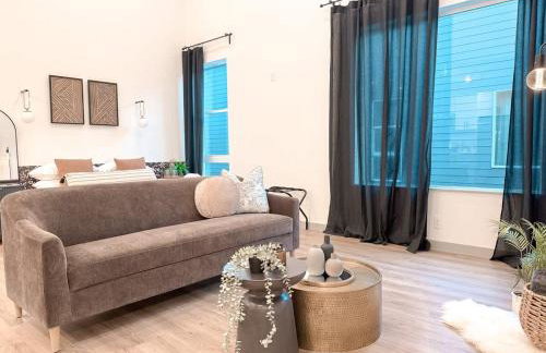 Roseland Studio - DT - DeepEllum - LowerGreenville - Photo 12