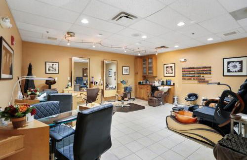 Dog-Friendly A-Frame with Hot Tub and Firepit - Foto 31