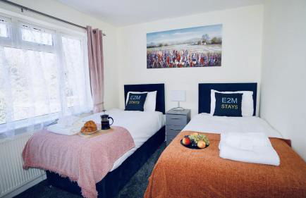 E2M Stays Beautiful House Close To Heathrow Airport- Walking Distance To Thames River - Foto 15