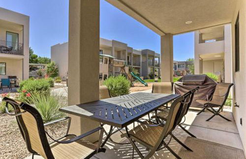 Sunny Resort Townhome and Balcony and Pool Access - Foto 28