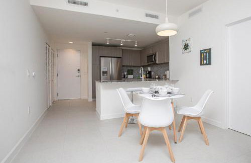 Luxury 1BD/1BT Apartment in Downtown Doral - Foto 2